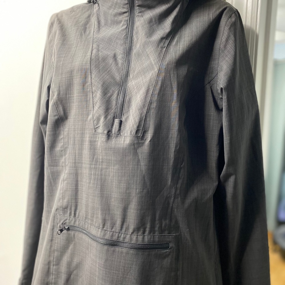 Jacket - Picture 2 of 10